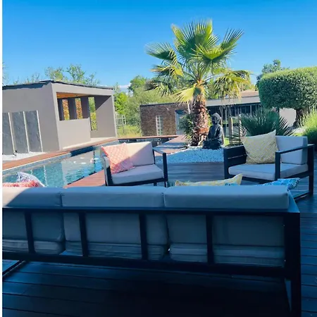 בית אירוח Du *