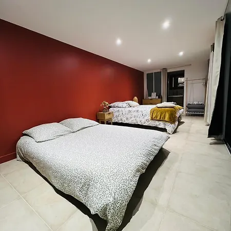 בית אירוח Du *